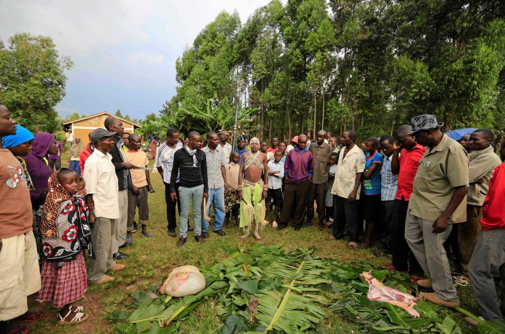 Ritual obrezaniya v Kenii 12 Ритуал обрезания: так становятся мужчинами в Кении