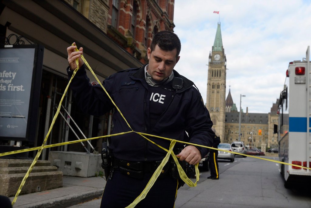  Нападение на парламент в Канаде