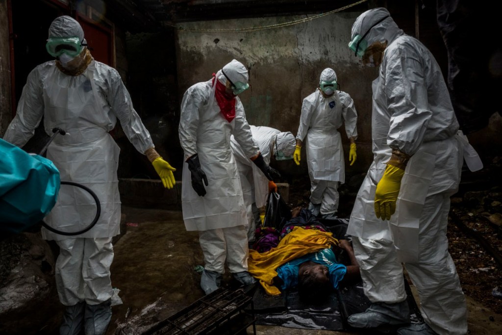foto virus Ebola 1 Фоторепортаж о распространении вируса Эбола