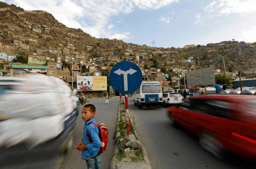 Как получают водительские права в Кабуле-22