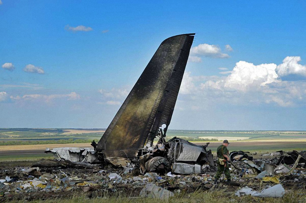 Украинский самолёт ИЛ-76 сбитый сепаратистами-1