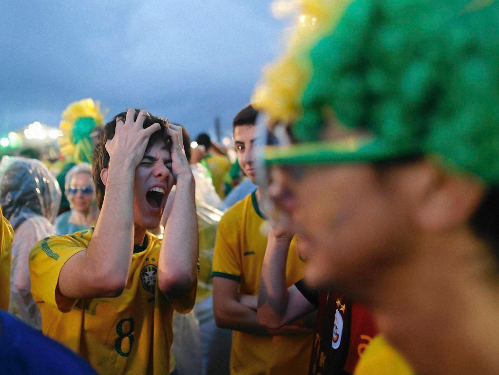 сборная Бразилия разгромлена