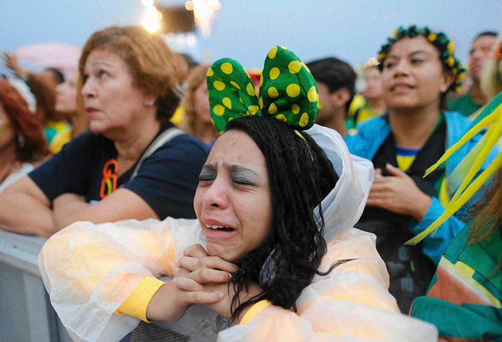 Бразилия утопает в слезах-7