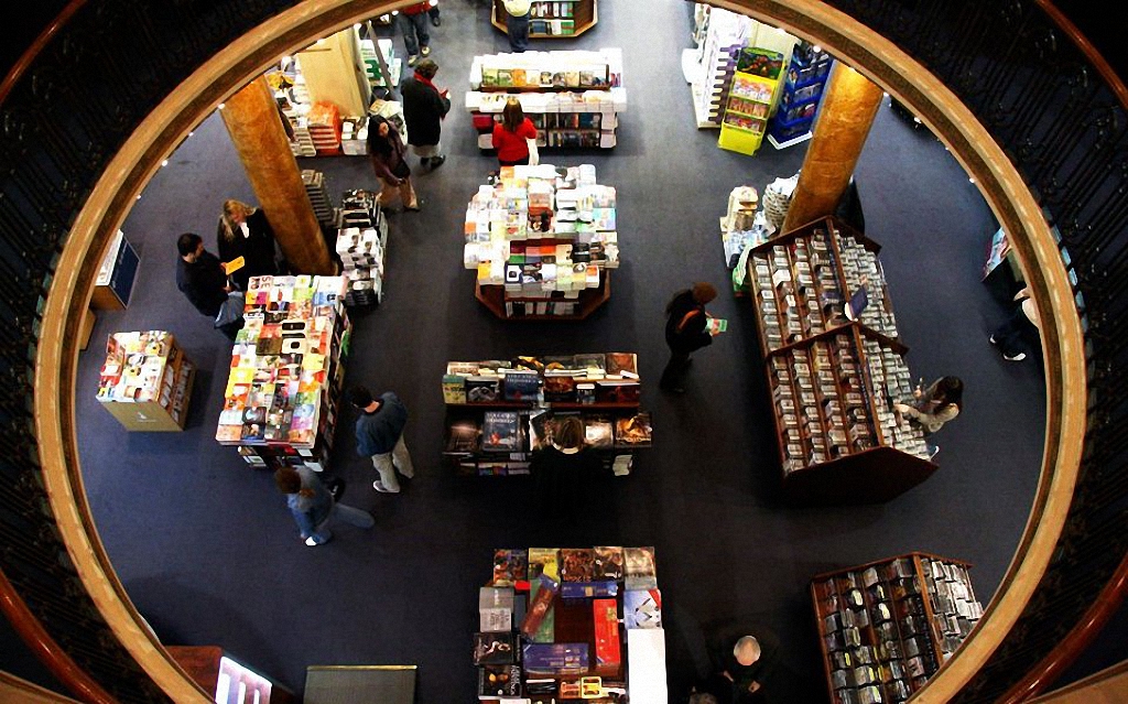 Самый красивый книжный магазин в мире-9