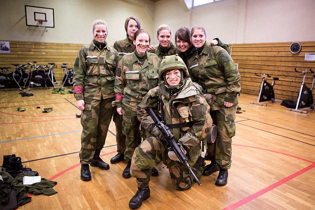 Прекрасная половина норвежской армии-2