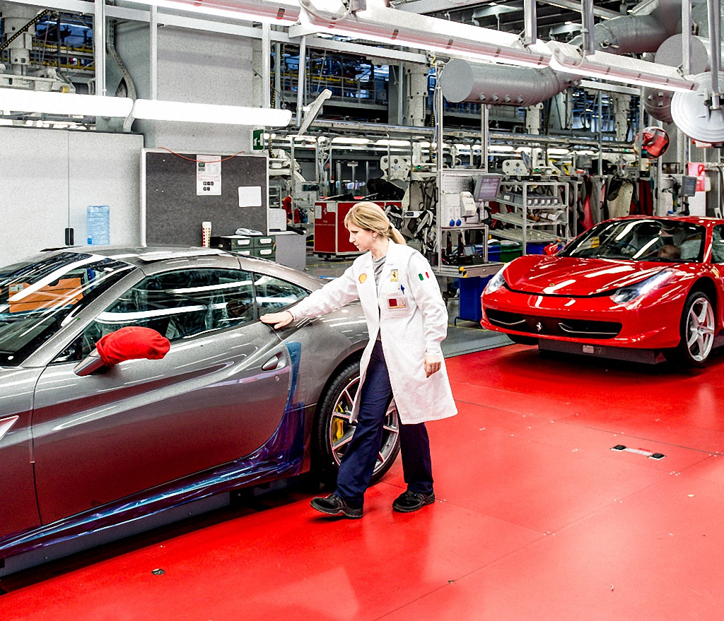 Виртуальная экскурсия по заводу Ferrari-12