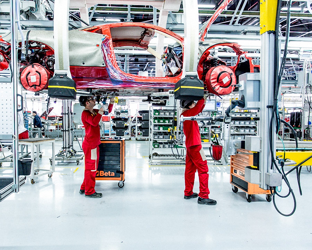 Виртуальная экскурсия по заводу Ferrari-5