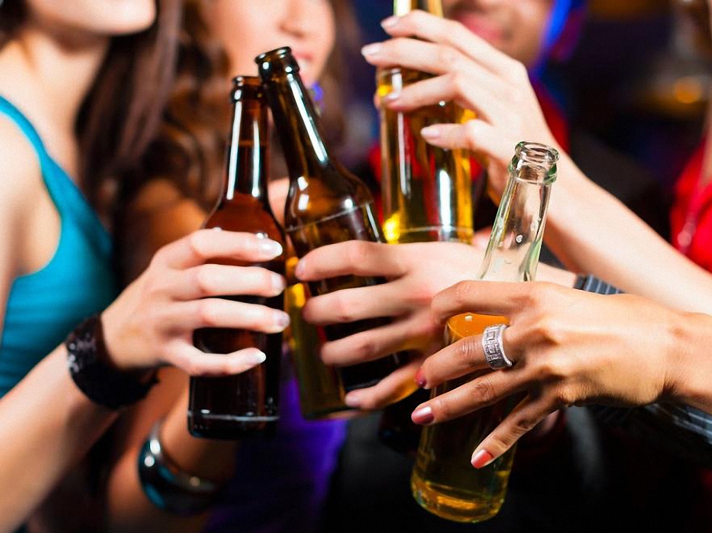 10 признаков того что вы пьете слишком много-3