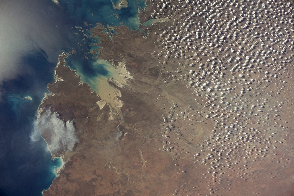 Красивые места на Земле вид из космоса-23