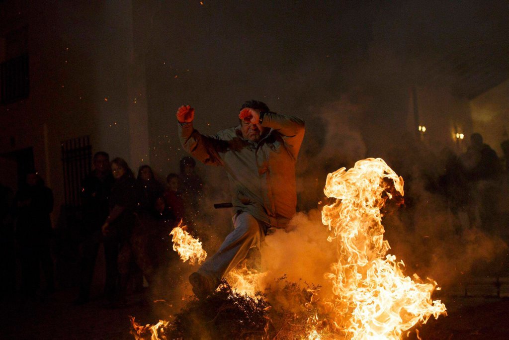 Luminarias - испанский фестиваль огня и животных-6