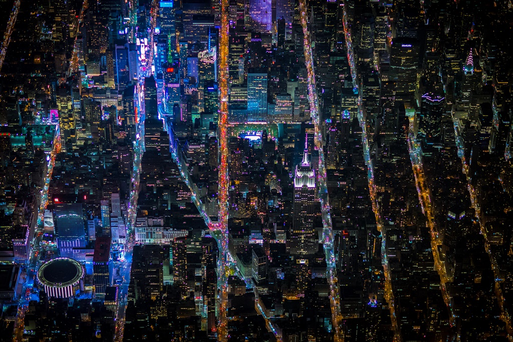 Ночной Нью-Йорк с 2-километровой высоты-1