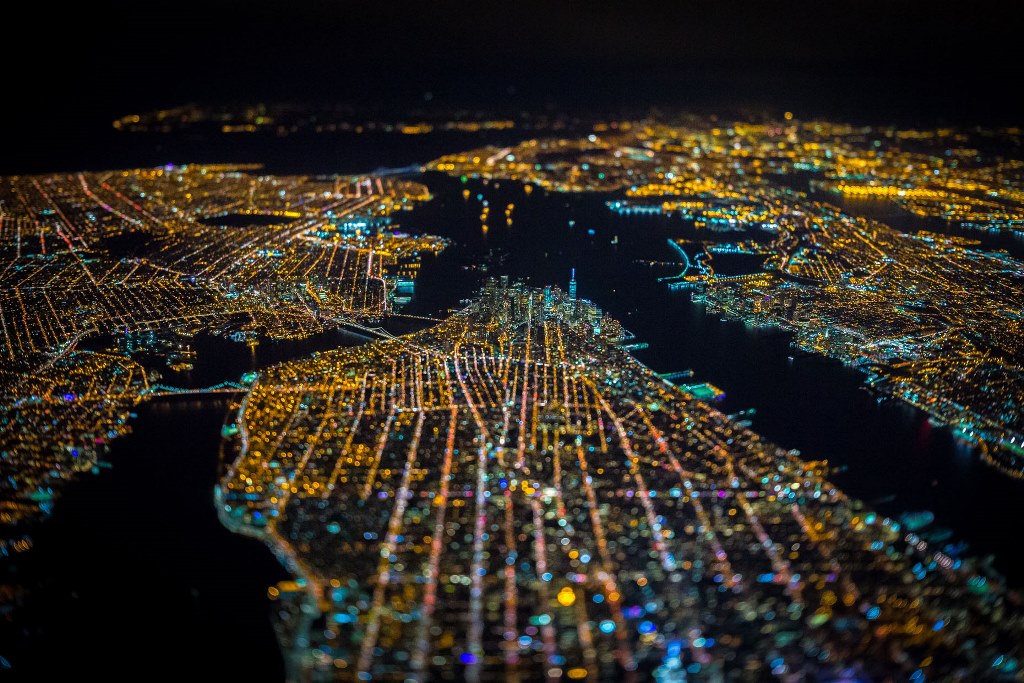 Ночной Нью-Йорк с 2-километровой высоты-5