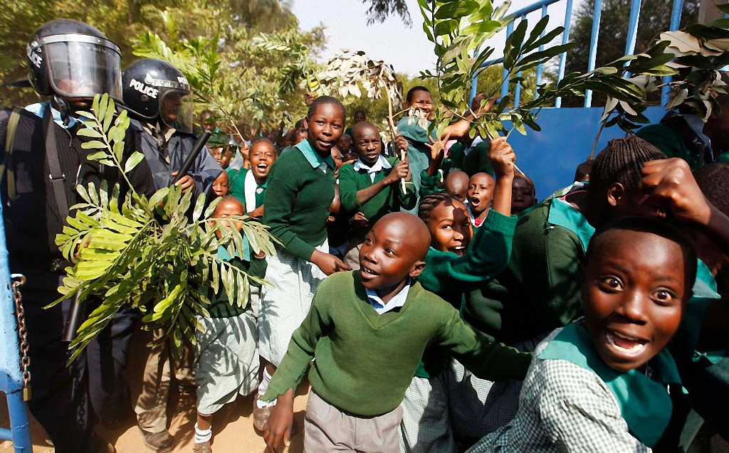 Отважные кенийские школьники-11