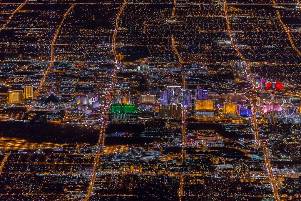 Ночной Лас-Вегас с высоты-7