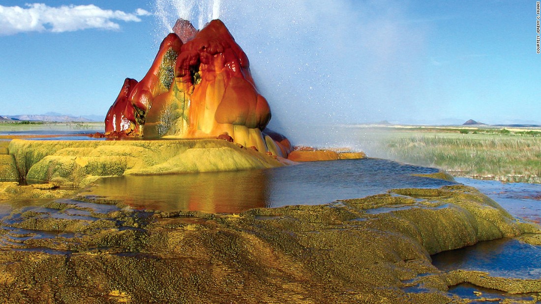 15 самых ярких цветных пейзажей мира-15