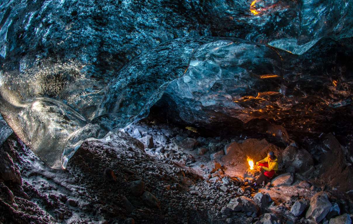 Потусторонняя пещера в леднике Ватнаёкуль-1