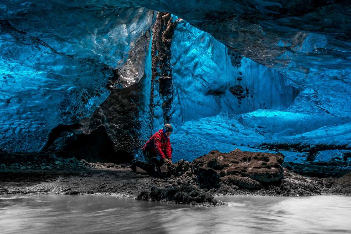 Потусторонняя пещера в леднике Ватнаёкуль-3