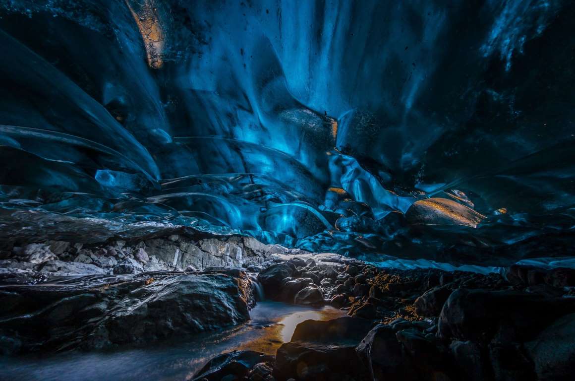 Потусторонняя пещера в леднике Ватнаёкуль-7