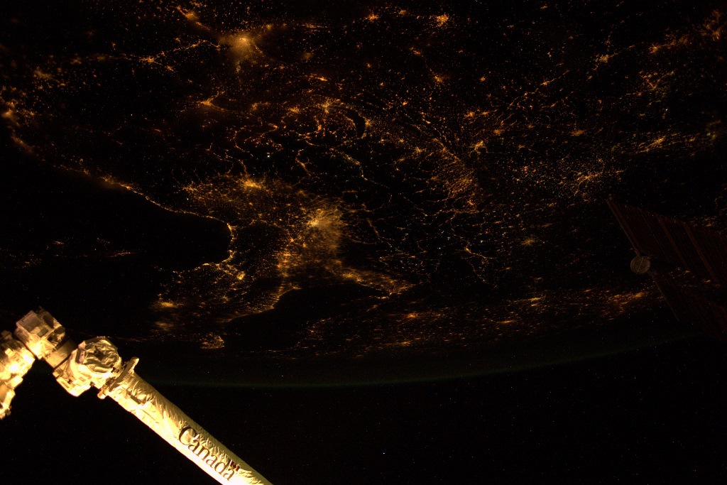 Как выглядят города из космоса-16