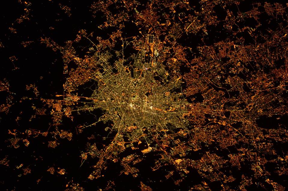 Как выглядят города из космоса-6