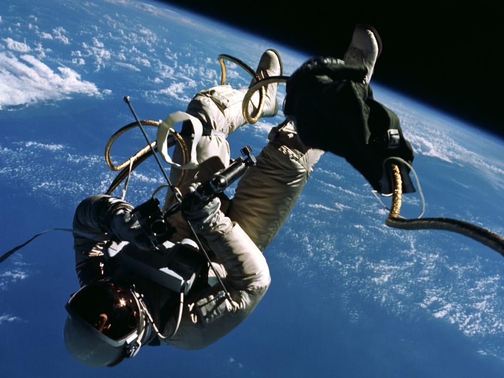 50 лет космических прогулок НАСА 2