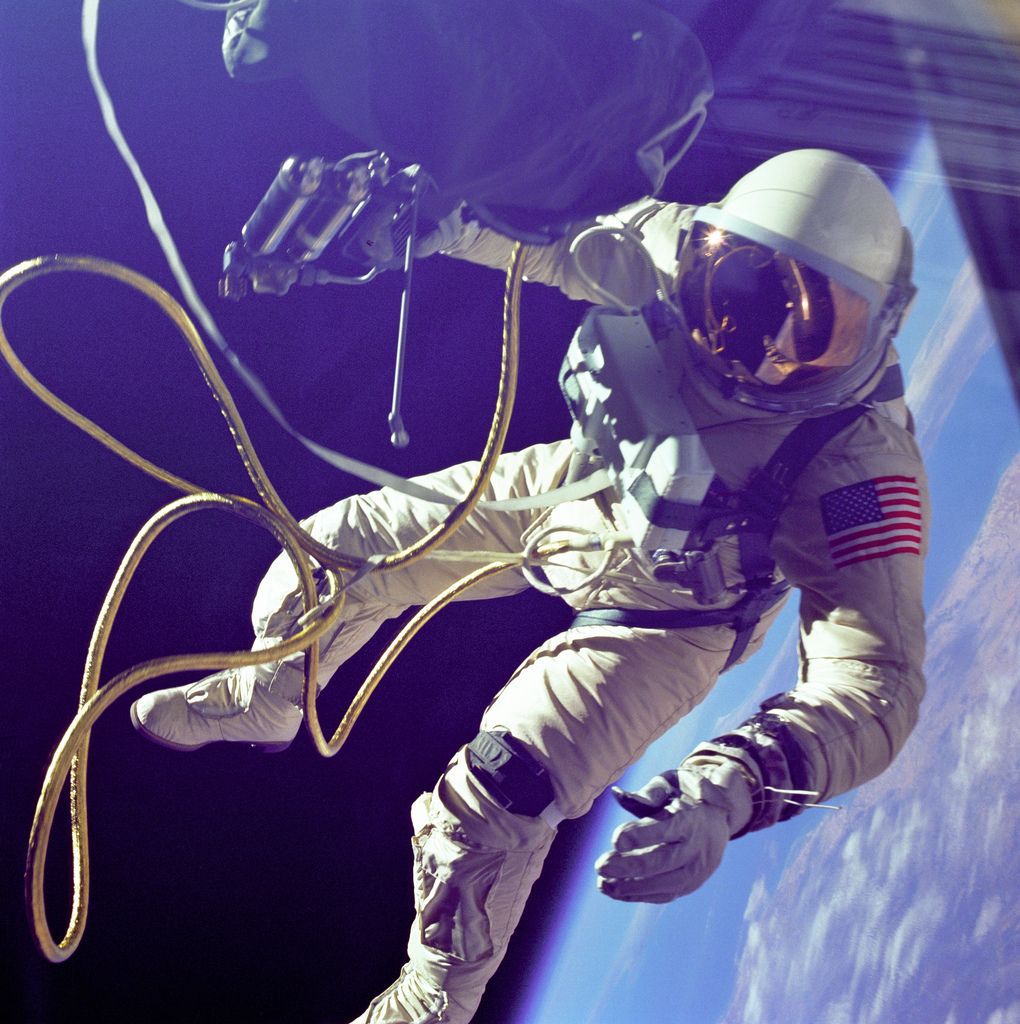 50 лет космических прогулок НАСА 3
