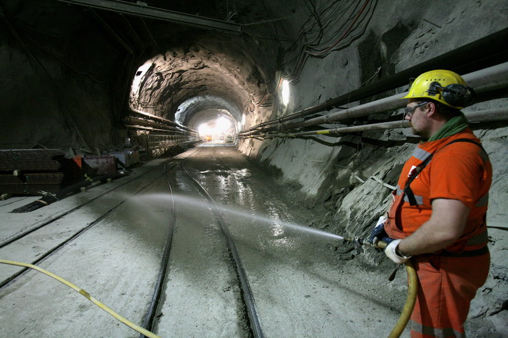 Готтард - самый длинный туннель в мире-12