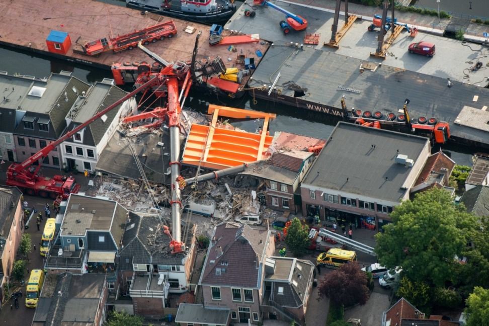 Строительная катастрофа в Голландии 4