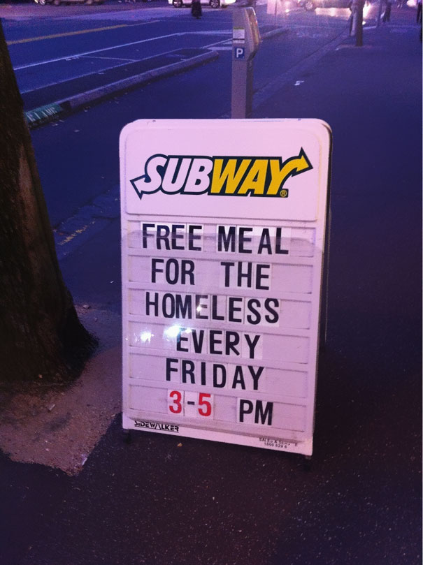 10. Бесплатная еда для бездомных. Акт добра от корпорации Subway.