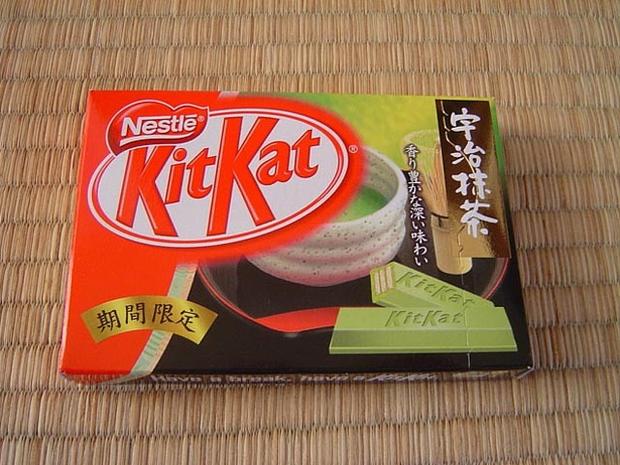 10. Идеальный десерт к зеленому чаю - Kit Kat со вкусом зеленого чая.