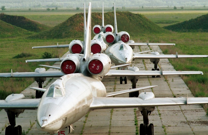 6. Ту-22 стал первым сверхзвуковым бомбардировщиком, произведенным в Советском Союзе. Начало эксплуатации – 1962 год.