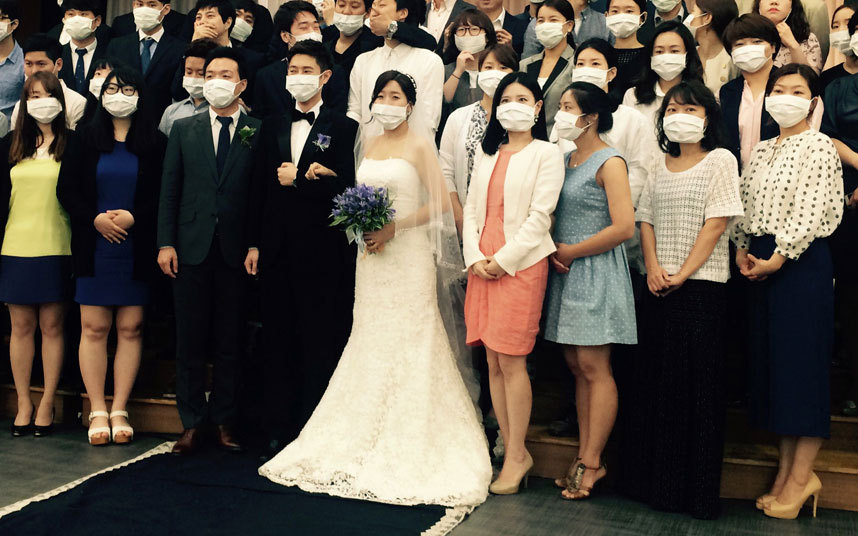 34. Корейская свадьба во время эпидемии вируса МЕРС. 