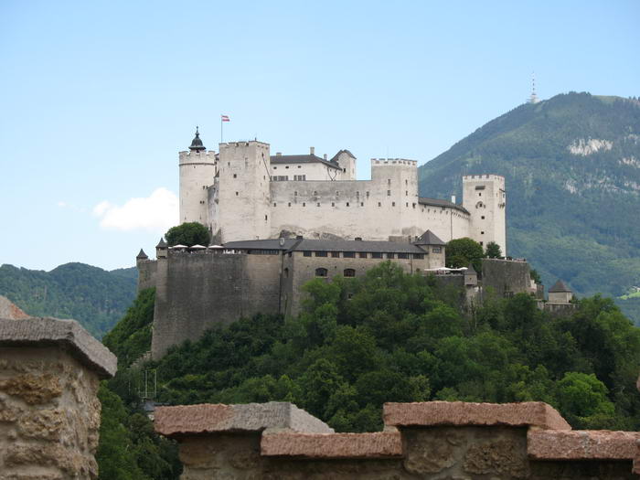 3. Замок Хоэнзальцбург, Австрия.