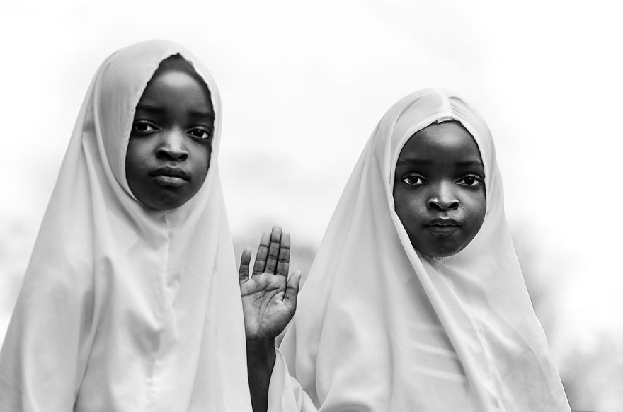 1. «Я вернулся из Танзании 3 месяца назад, но уже чувствую, что скучаю по этим детям», - говорит фотограф.