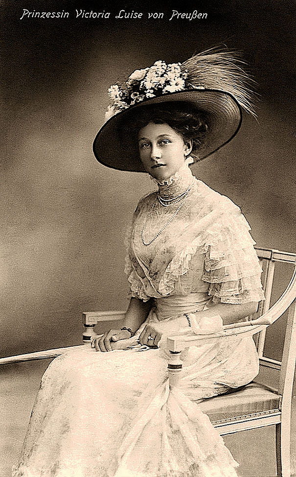 24. Виктория Луиза Прусская - дочь германского императора Вильгельма II. 