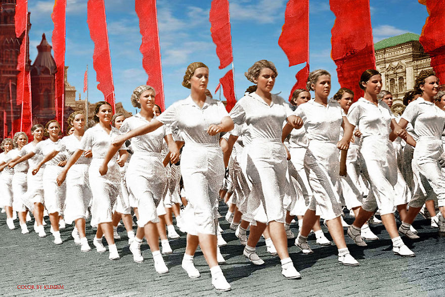 14. Парад физкультурников на Красной площади, 1937 год.