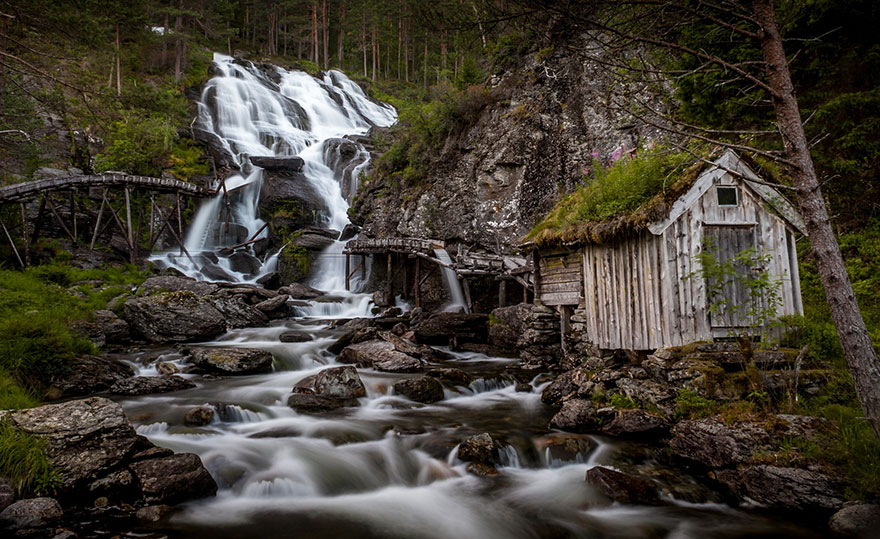 10. Водопад Кведнафоссен, Норвегия.