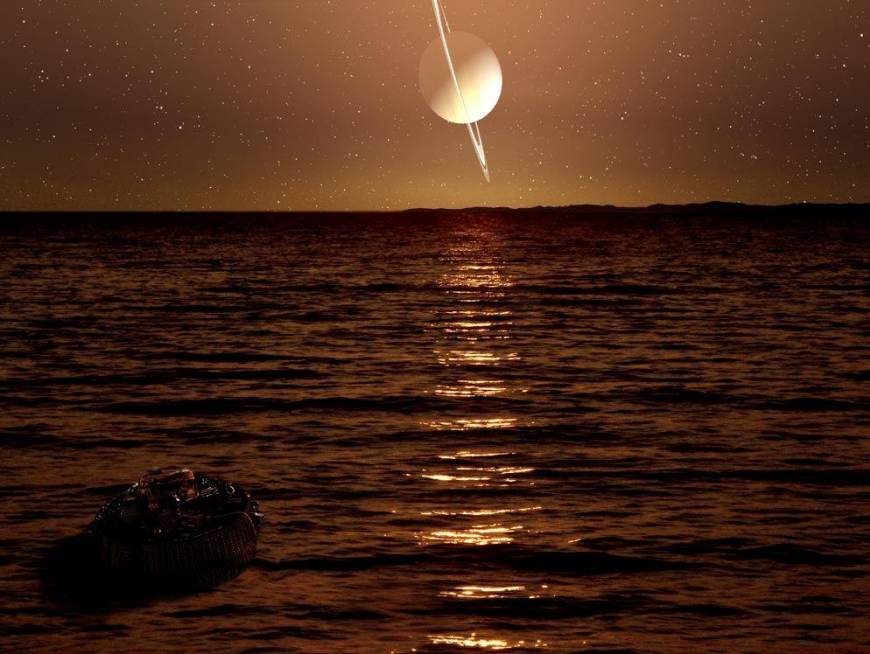 1. Плавать в метановых озерах Титана.