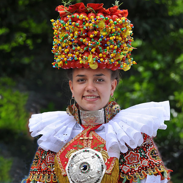 18. Традиционный наряд невесты в немецком княжестве Шаумбург-Липпе.