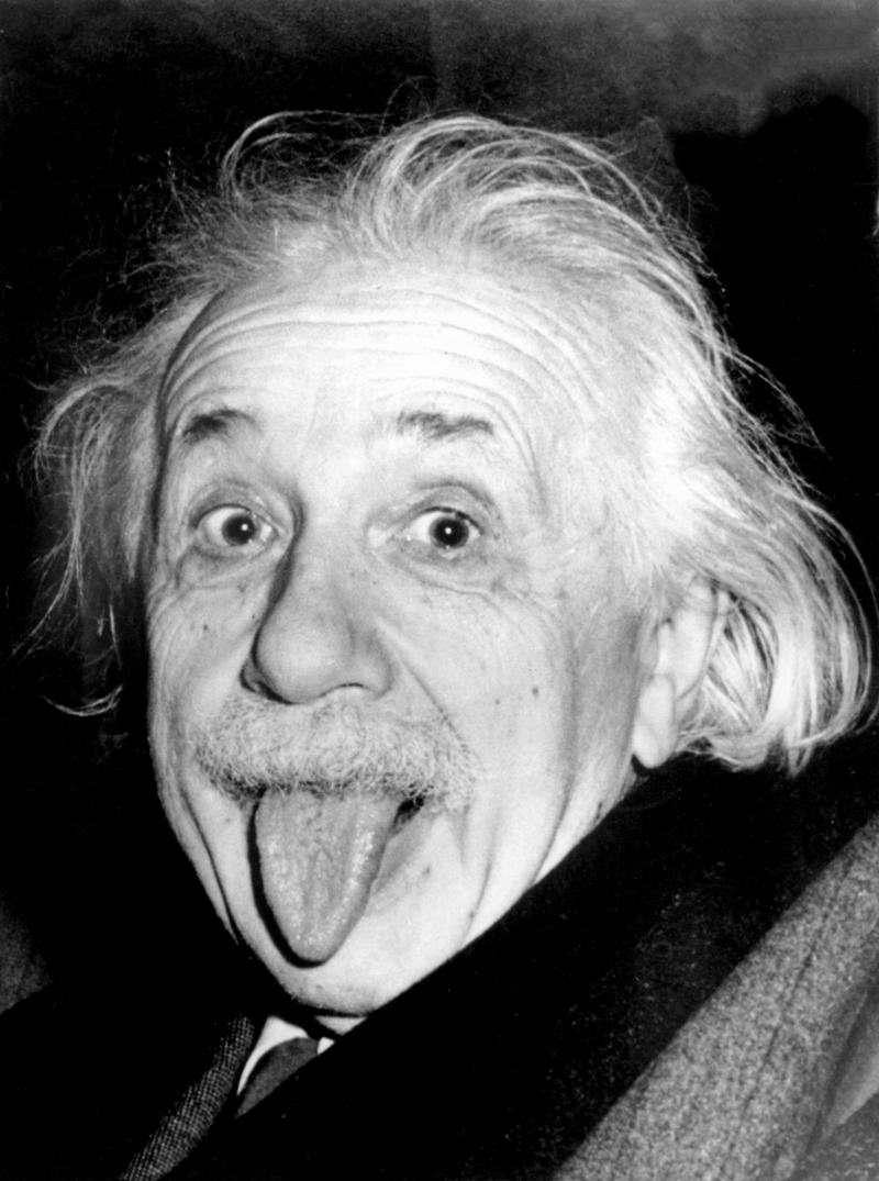10. Альберт Эйнштейн, 1951 год.