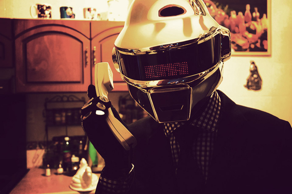 9. Daft Punk шлем от MazPowerProps. Изначально шлем был сделан для Хэллоуина.