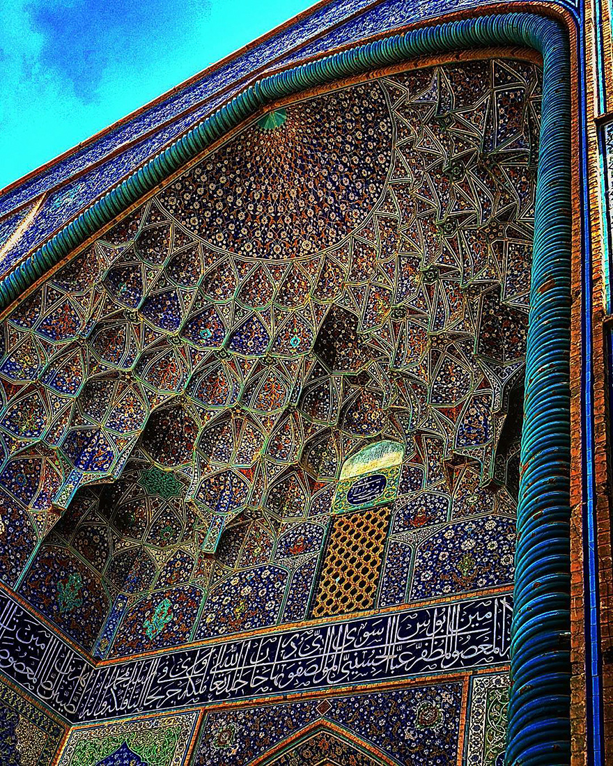 Гипнотизирующая красота иранских мечетей