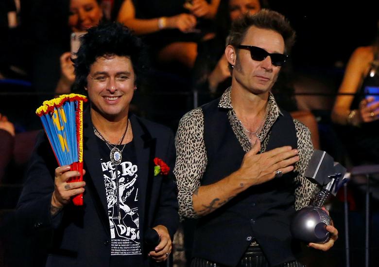 5. Green Day получает награду Best Rock.
