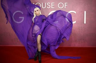 Леди Гага и другие актеры на премьере фильма "Дом Gucci"