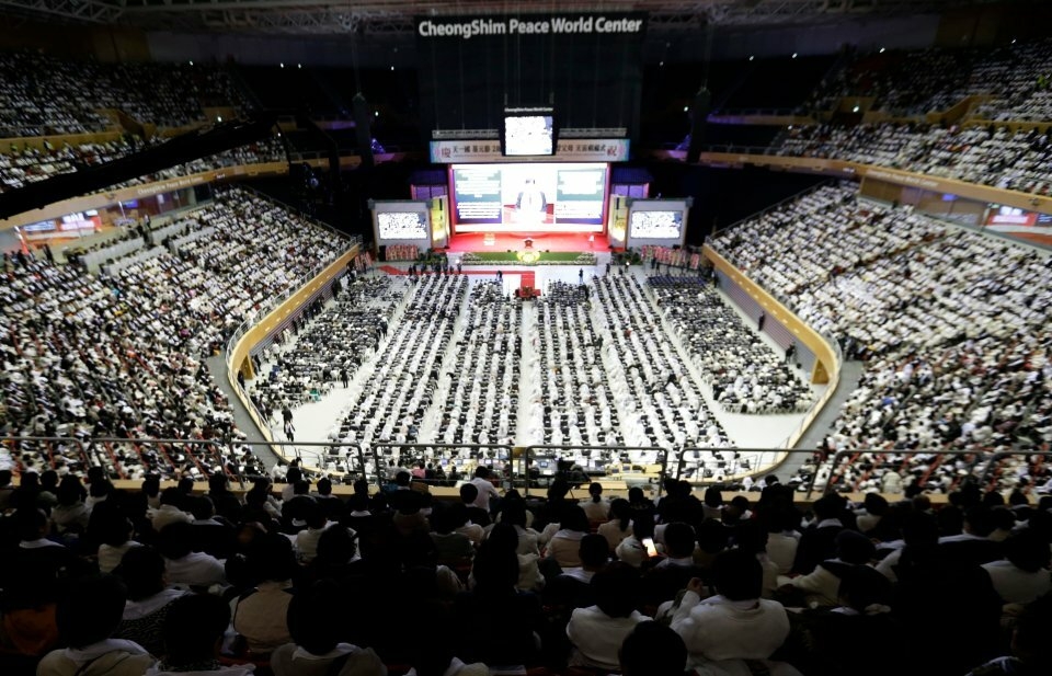 Массовое бракосочетание в секте Муна-3