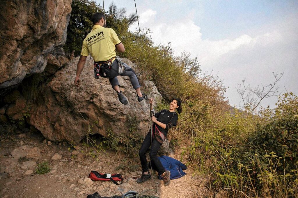 osvobozhdyonnye-zhenshhiny-pakistana-14