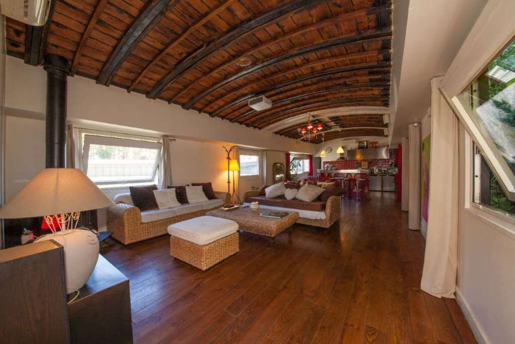 samye-interesnye-plavuchie-doma-13