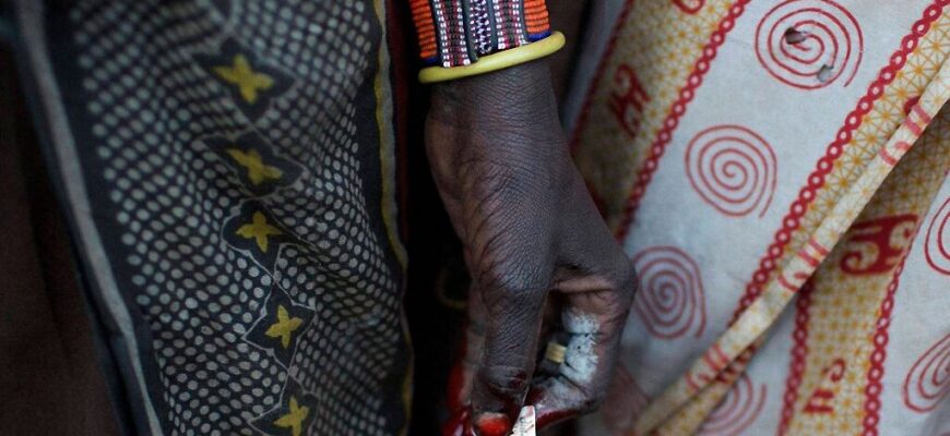 varvarskaya-traditsiya-obrezaniya-devochek-5