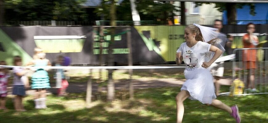 zabeg-v-svadebnyh-platyah-13