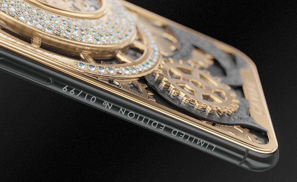expensive-caviar-iphone-has3